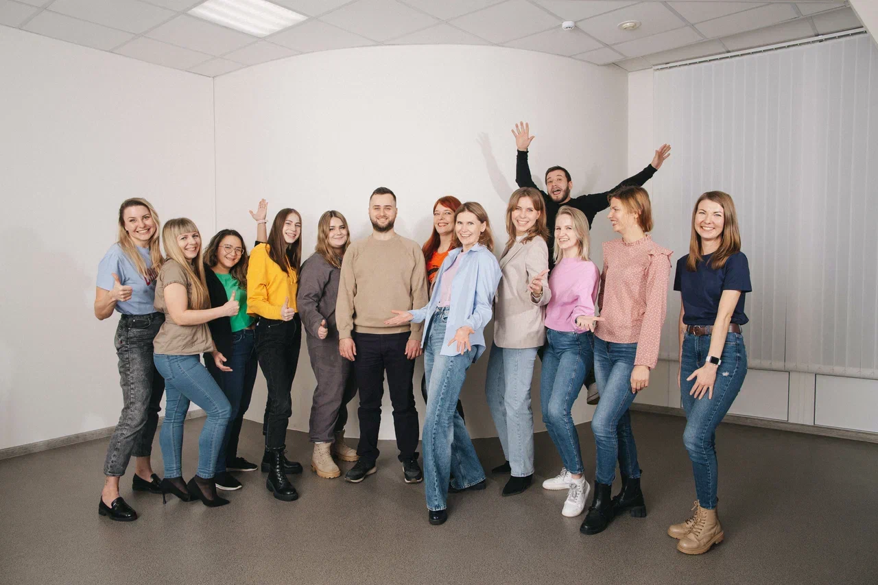 сотрудники